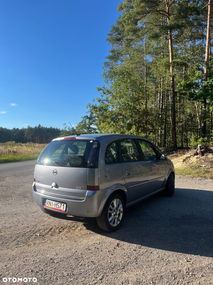 Opel Meriva 1.6 Essentia - 5