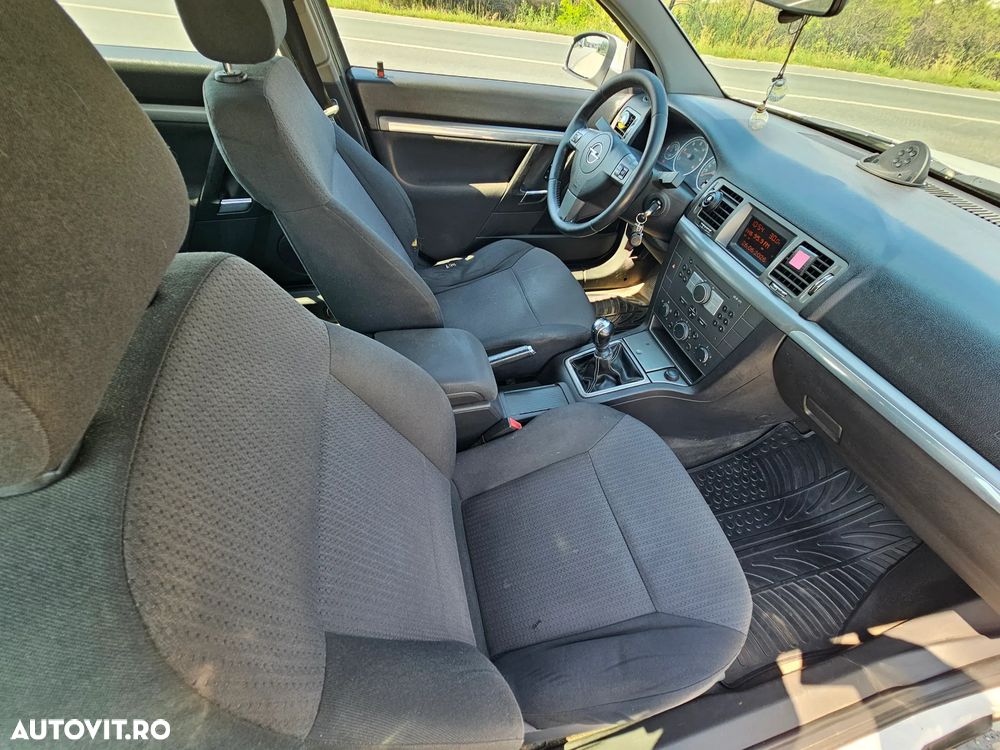 Opel Vectra 1.9 CDTI Essentia - 8