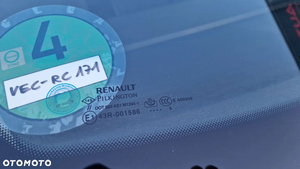 Renault Megane BLUE dCi 115 EDC BUSINESS EDITION - 34
