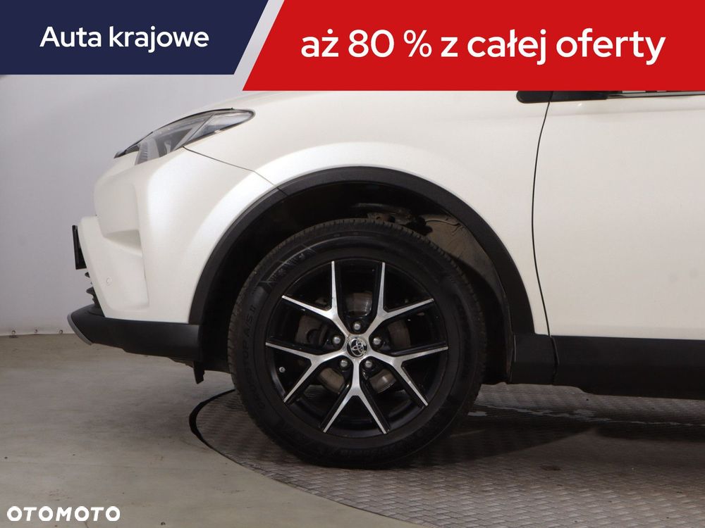 Toyota RAV4 - 16