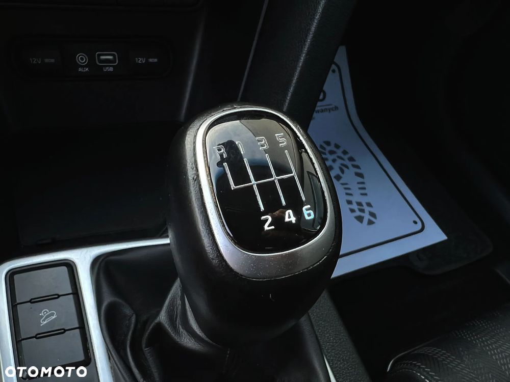 Kia Sportage 2.0 CRDI 2WD Vision - 30