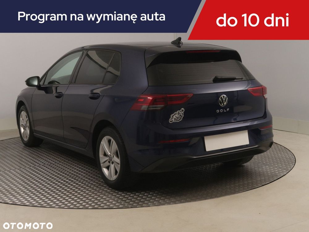 Volkswagen Golf - 6