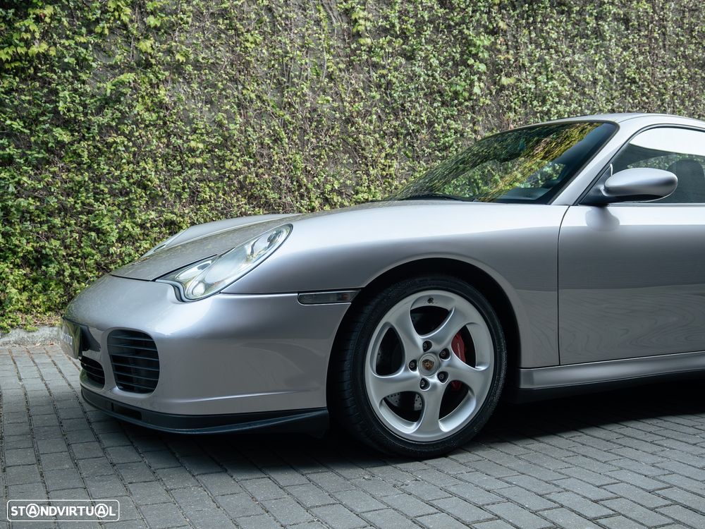Porsche 911 Turbo — fotografia 4