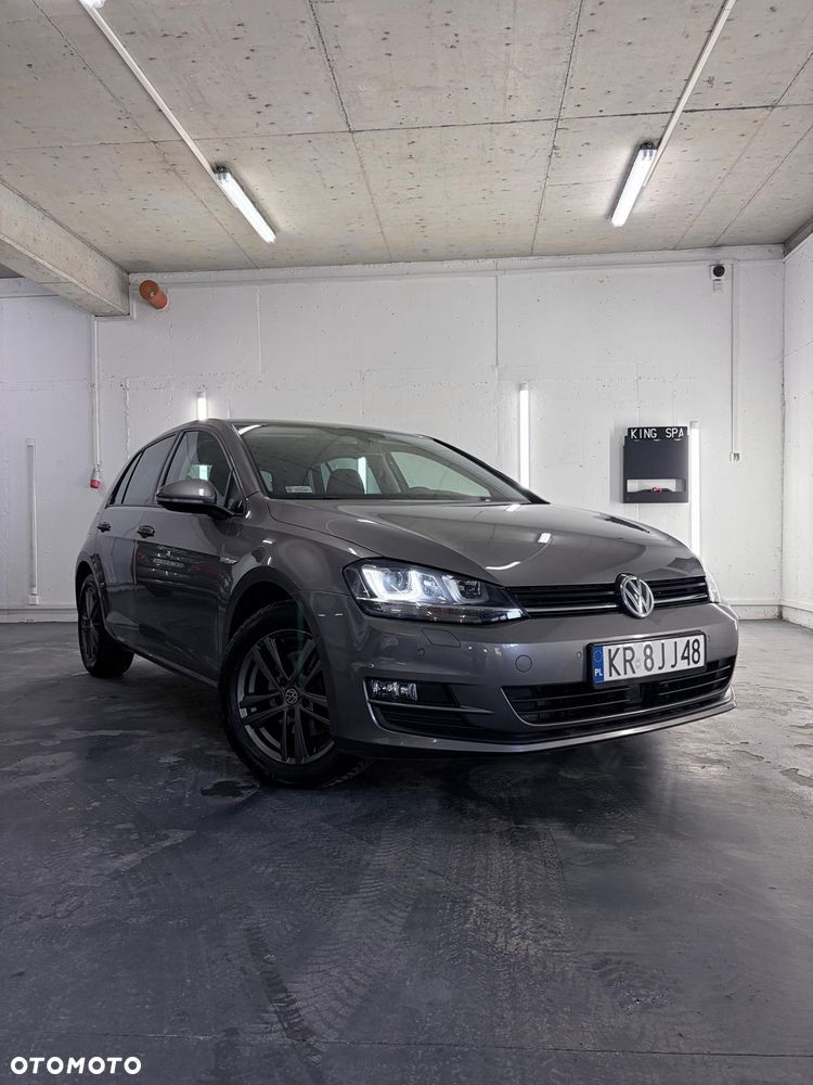 Volkswagen Golf 2.0 TDI (BlueMotion Technology) DSG Comfortline - 4