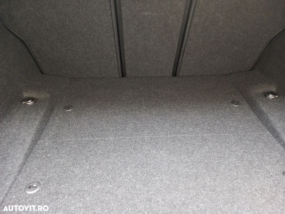 BMW Seria 3 320d xDrive DPF - 5