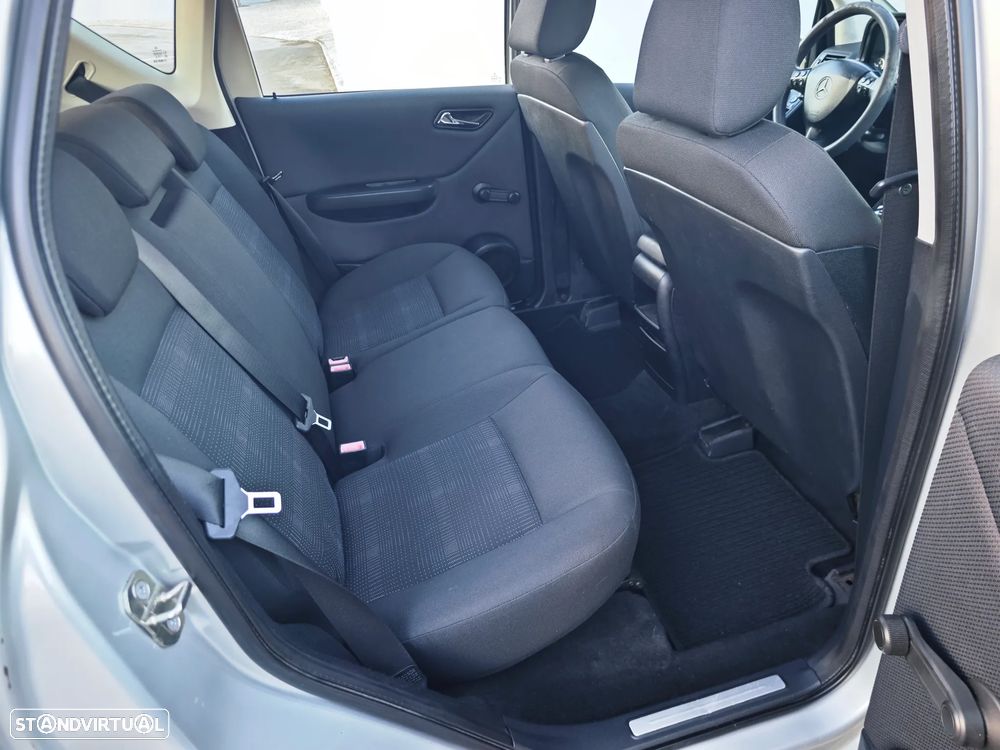 Mercedes-Benz A 160 Classic BlueEfficiency - 8