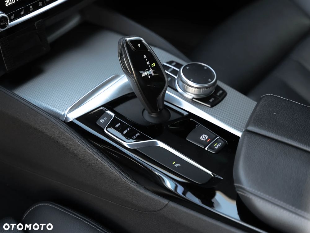 BMW Seria 5 530i xDrive M Sport sport - 29