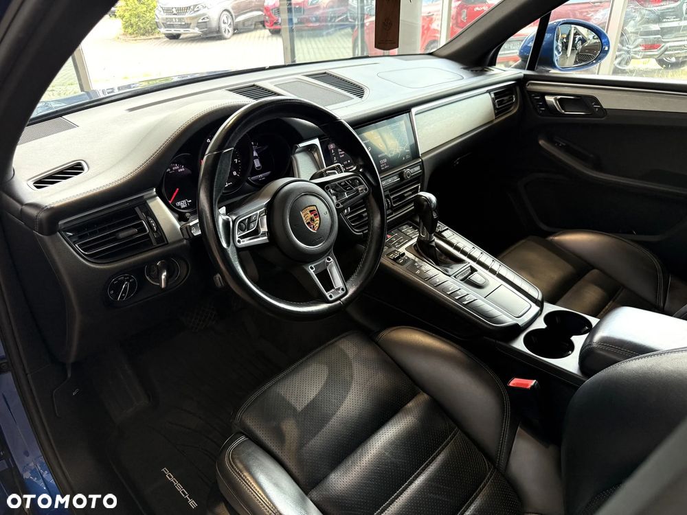 Porsche Macan - 10