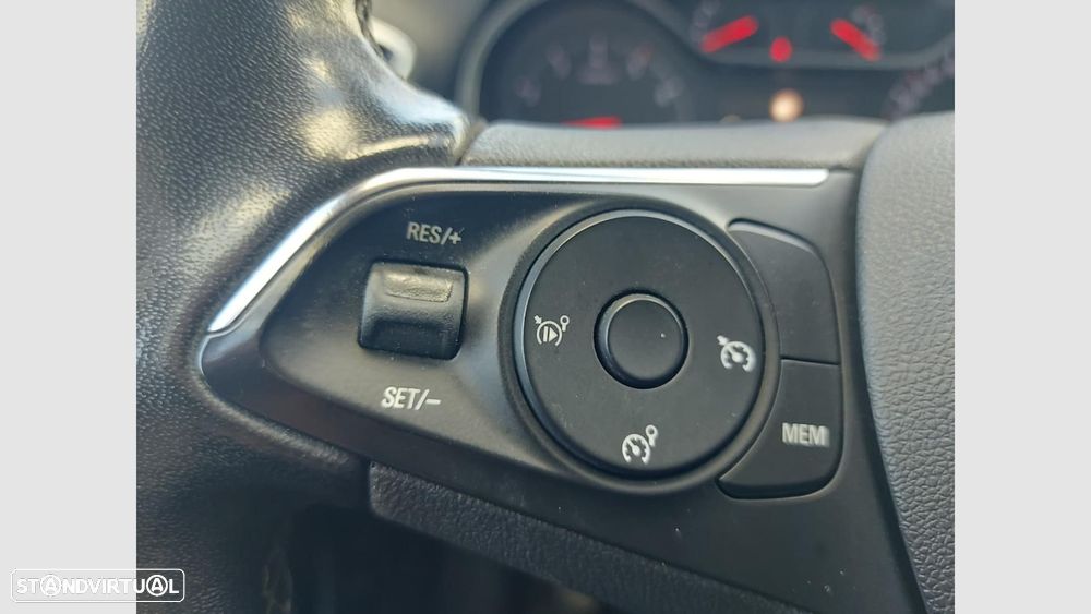 Opel Crossland 1.2 T Elegance - 20