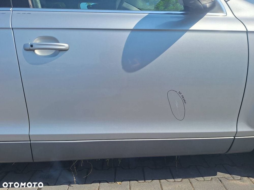 DRZWI KOMPLETNE PRAWY PRZÓD AUDI Q7 I LY7W - 7