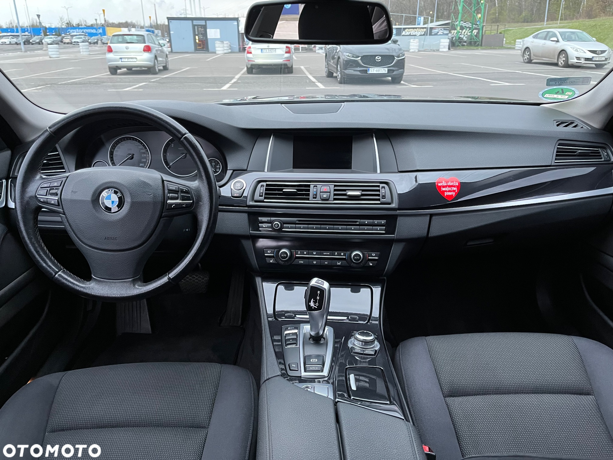 BMW Seria 5 518d Sport Line - 26