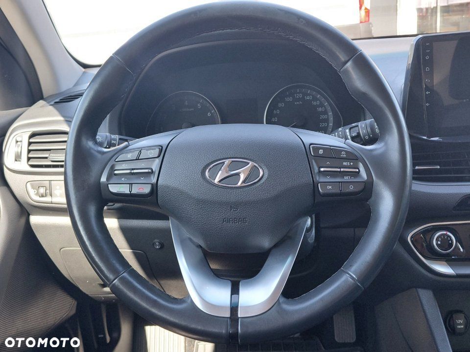 Hyundai i30 - 18