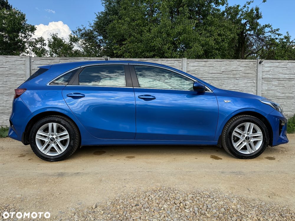 Kia Ceed 1.6 CRDi mHEV M DCT - 8