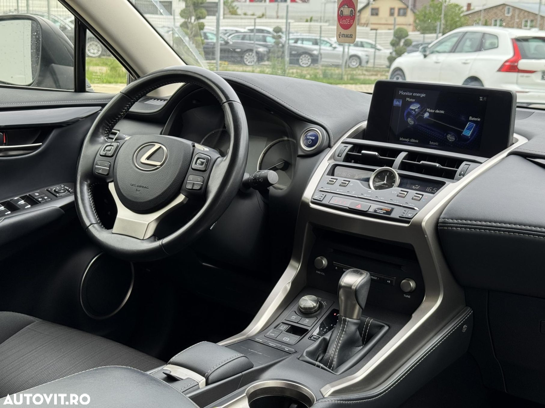 Lexus Seria NX - 7