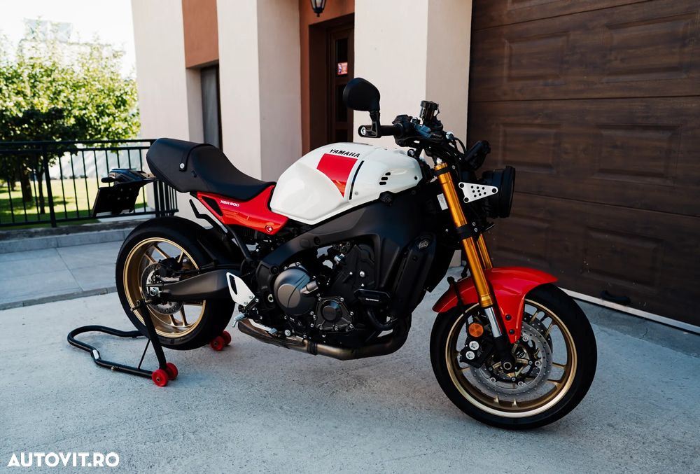 Yamaha XSR 900 - 4