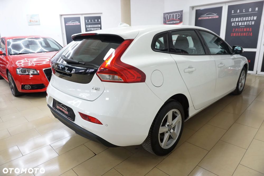 Volvo V40 D2 Geartronic Kinetic - 11