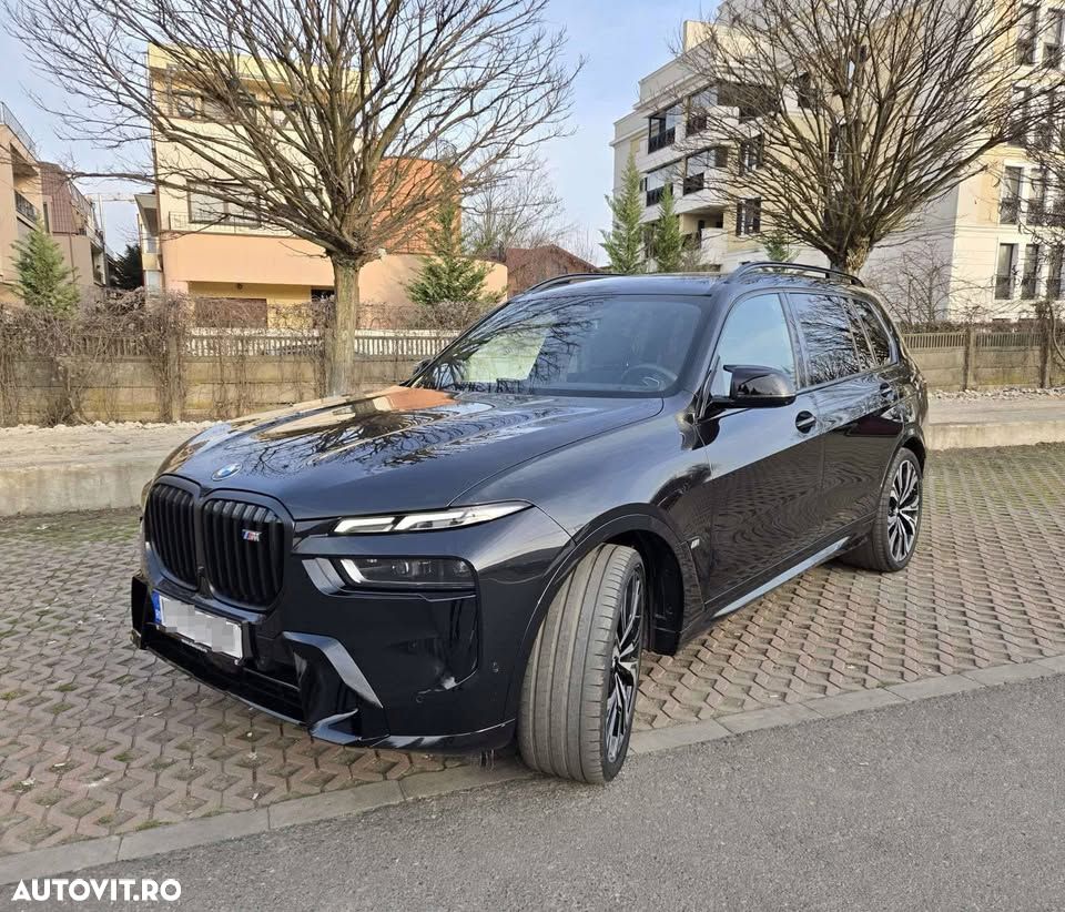 BMW X7 M60i xDrive AT MHEV - 1