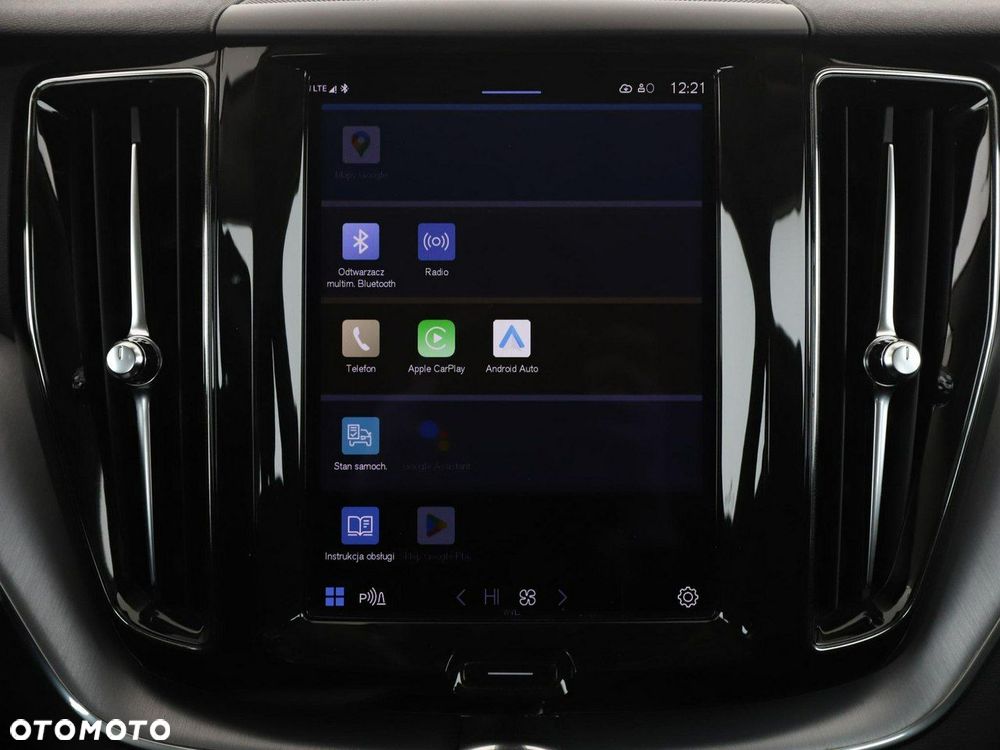 Volvo XC 60 B4 D AWD Geartronic Momentum - 24
