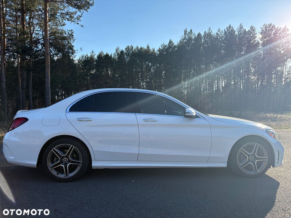 Mercedes-Benz Klasa C 300 9G-TRONIC AMG Line - 6