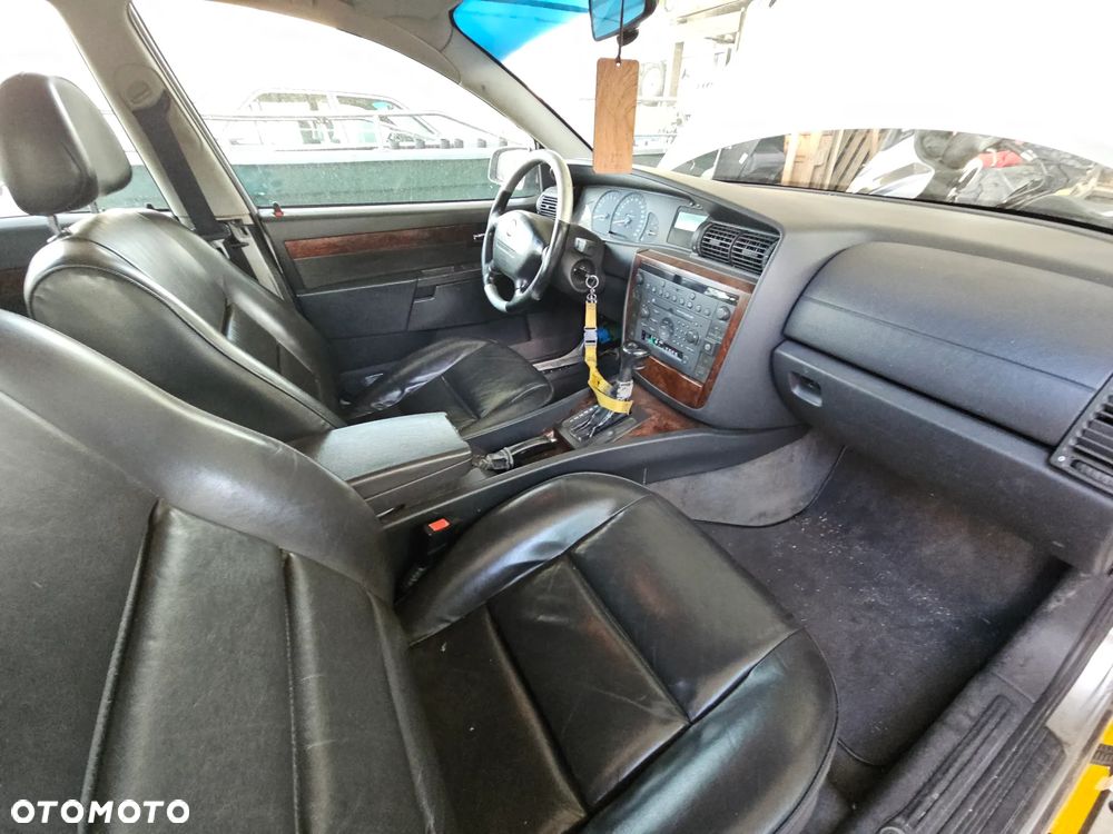 Opel Omega 3.0 Executive - 10