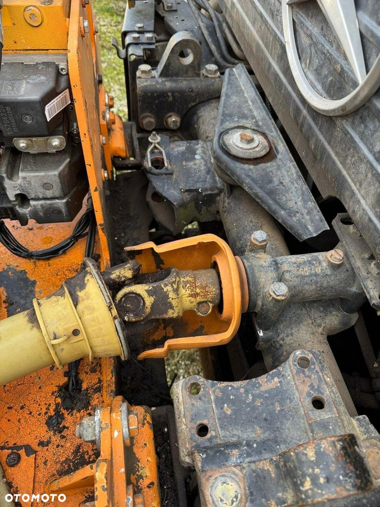 Unimog Unimog 1400 4X4 Kosiarka teleskopowa posypywarka - 12