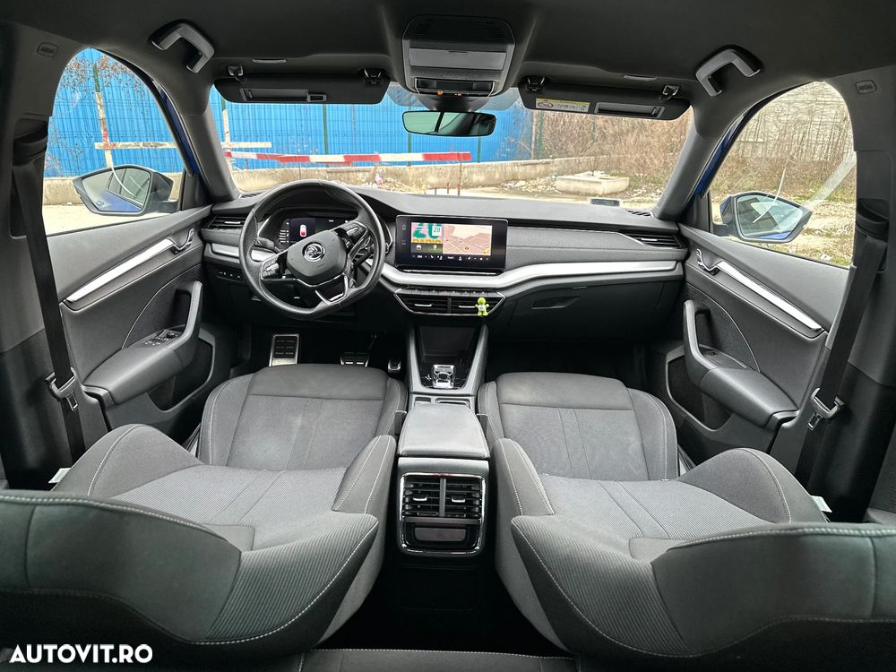 Skoda Octavia 2.0 TDI DSG Sportline - 8