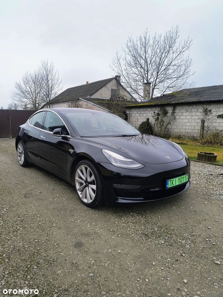 Tesla Model 3 - 2