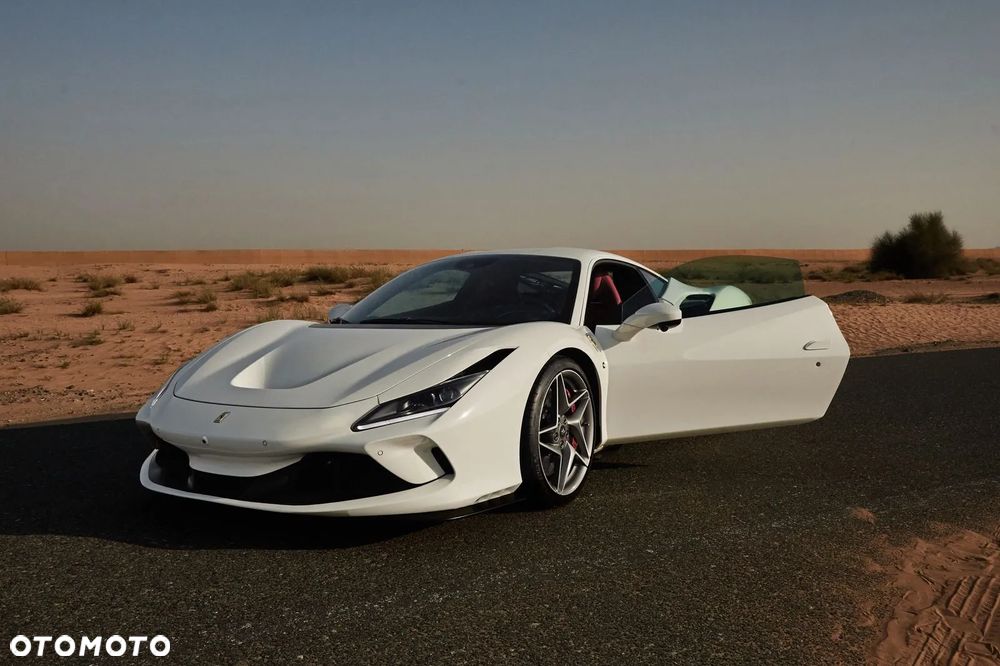 Ferrari F8 Tributo - 15