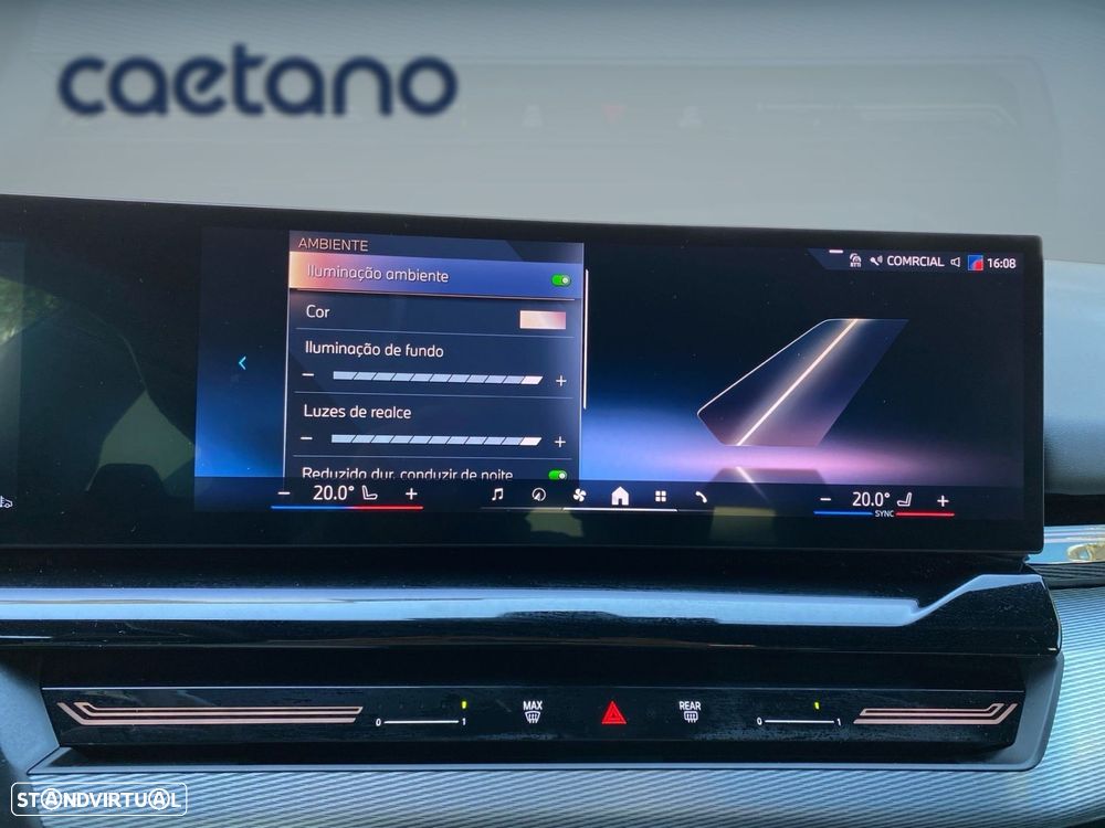 BMW 520 d Pack Desportivo M Pro - 11