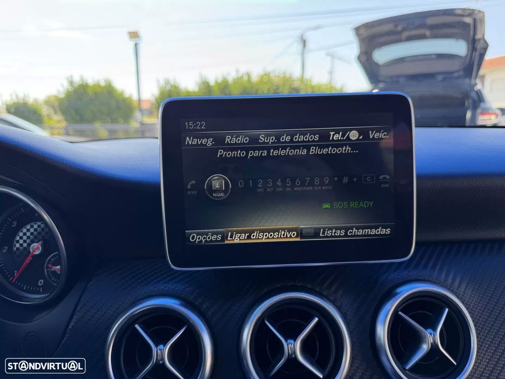 Mercedes-Benz A 180 d AMG Line - 29