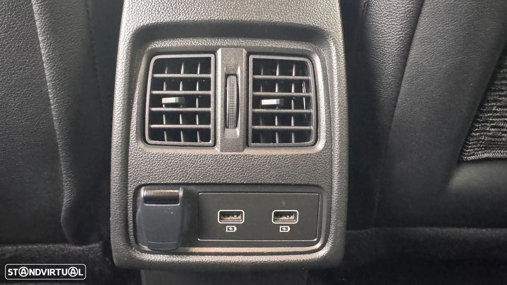 Renault Captur 1.0 TCe Techno Bi-Fuel - 18