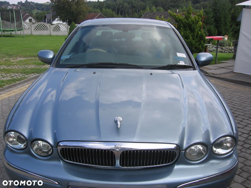 Jaguar X-Type - 1