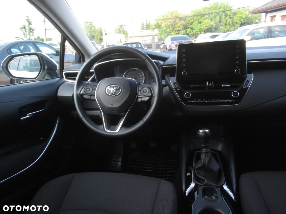 Toyota Corolla 1.5 Comfort - 11