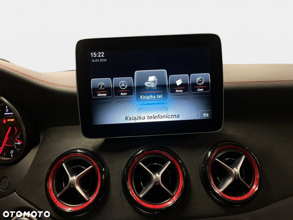 Mercedes-Benz CLA - 27