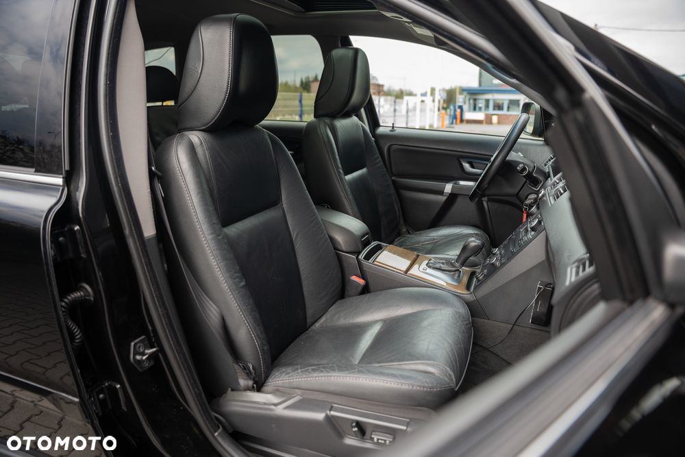 Volvo XC 90 3.2 AWD Geartonic Summum - 25
