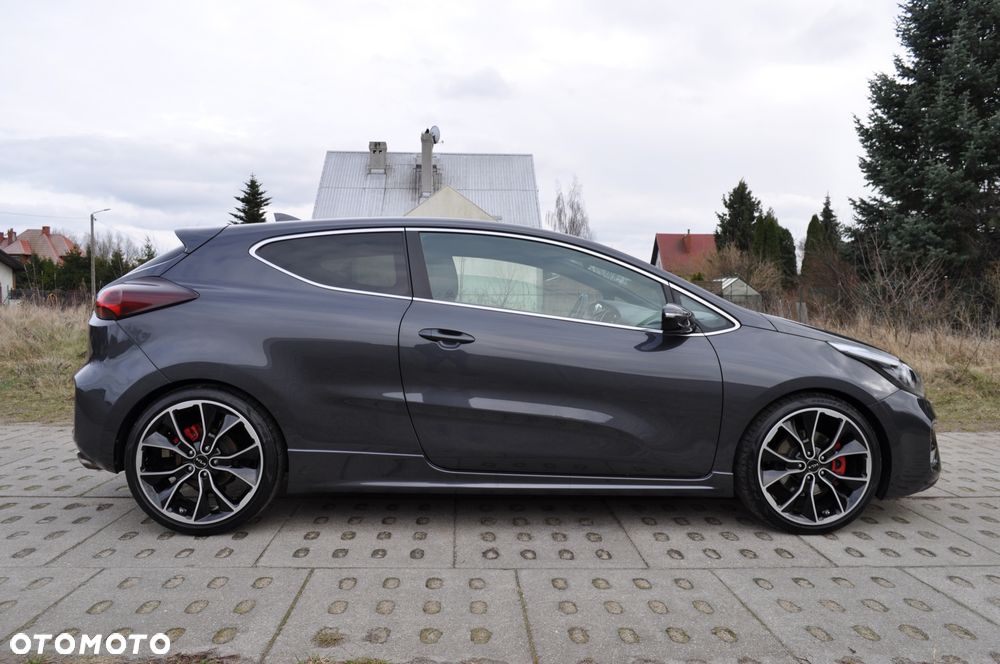 Kia Ceed 1.6 T-GDI GT-Track - 11