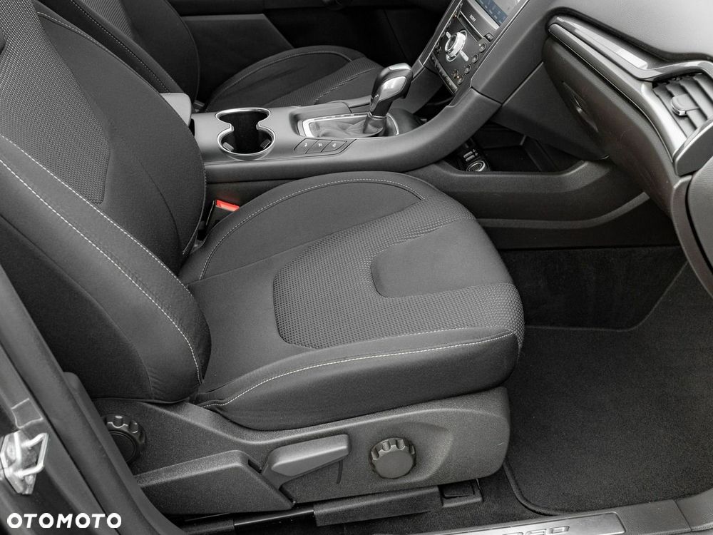 Ford Mondeo - 31