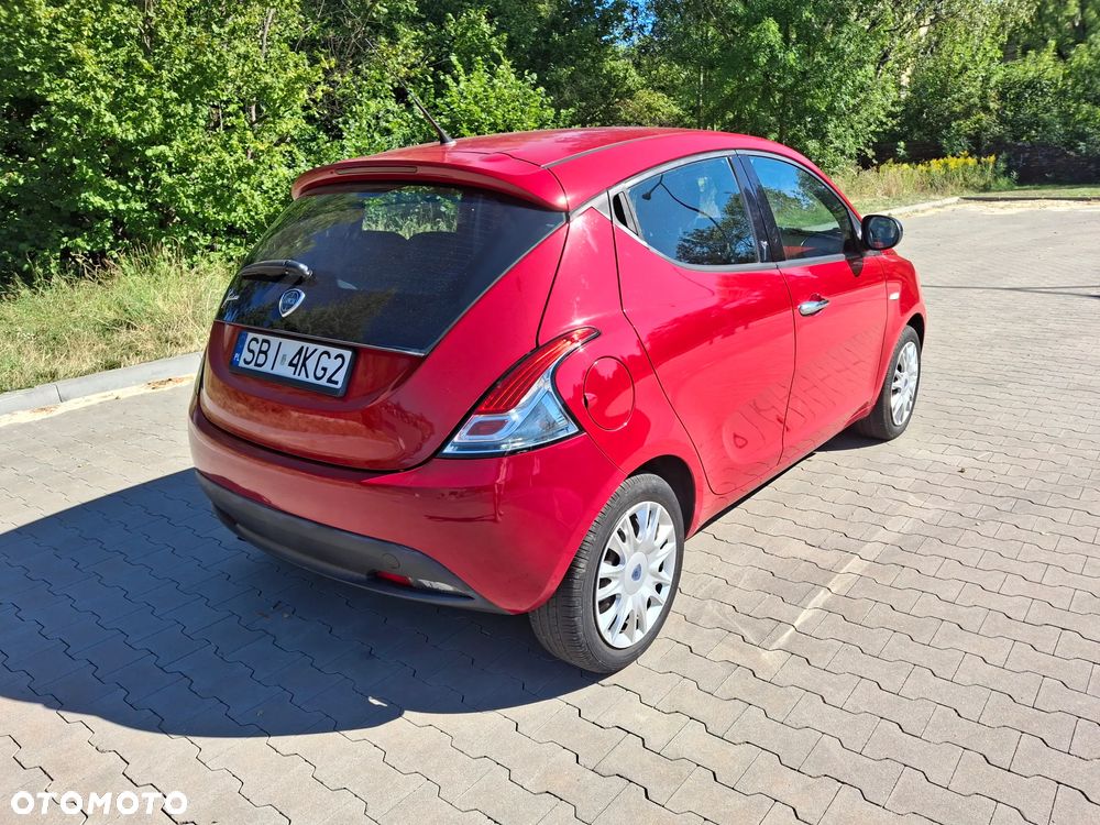 Lancia Ypsilon - 23