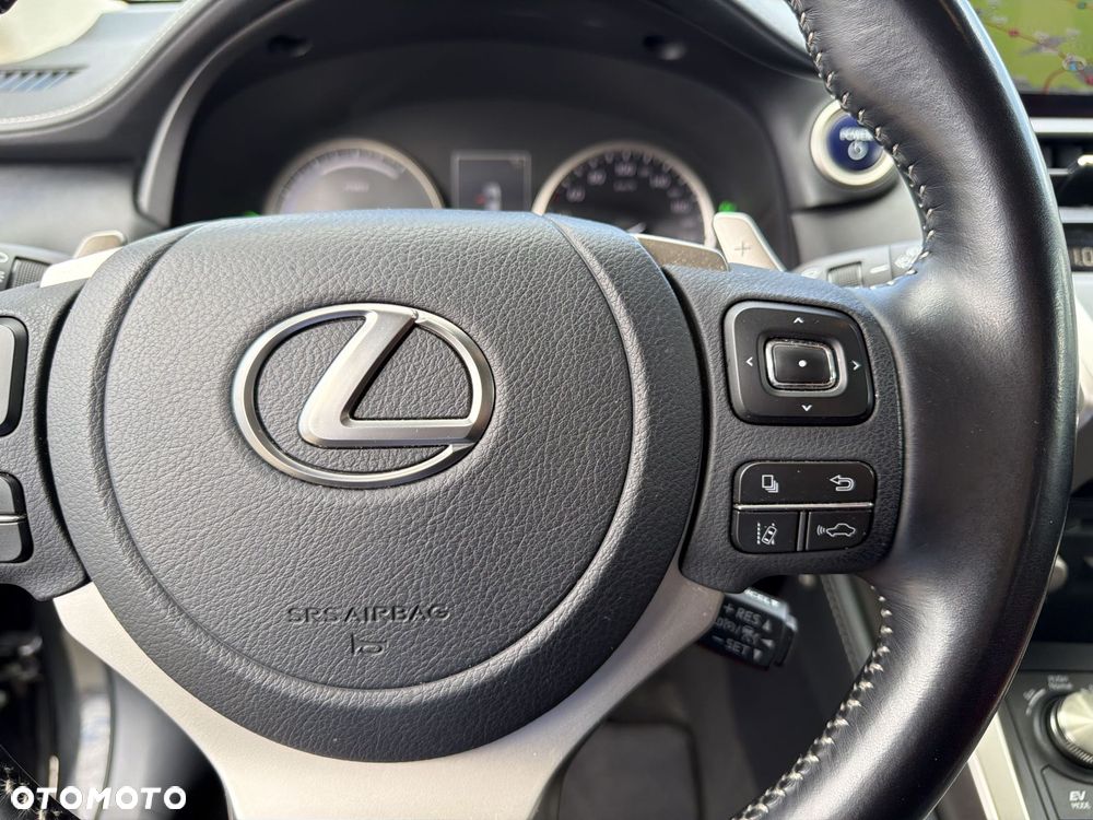 Lexus NX 300h F Impression AWD - 25