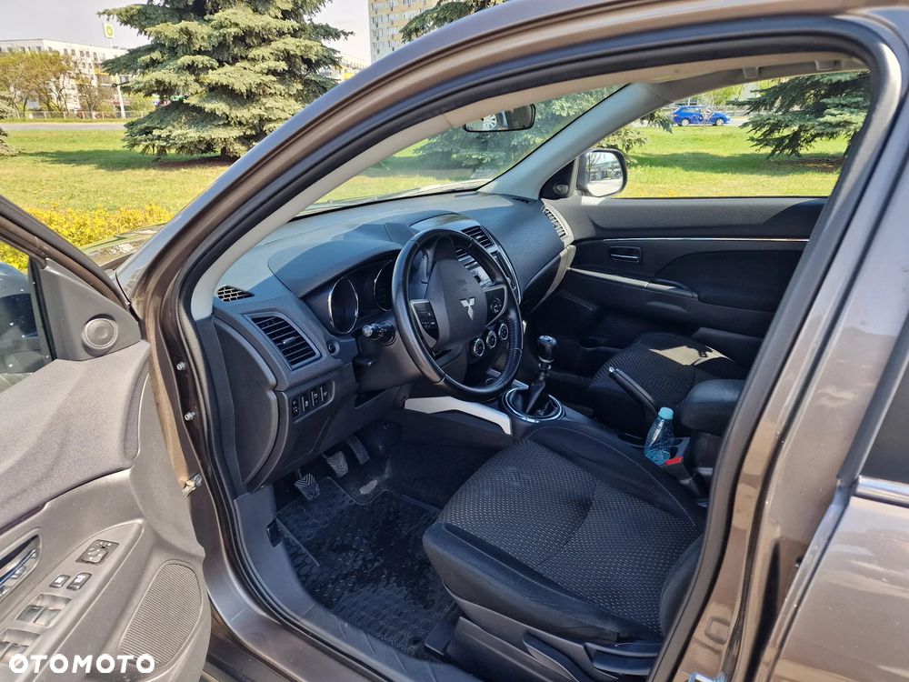 Mitsubishi ASX 1.8 DID Invite 4WD AS&G - 11