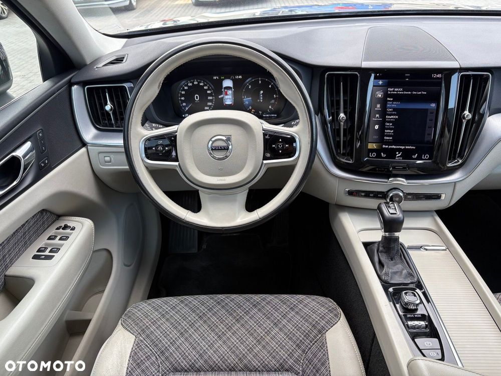Volvo XC 60 - 11