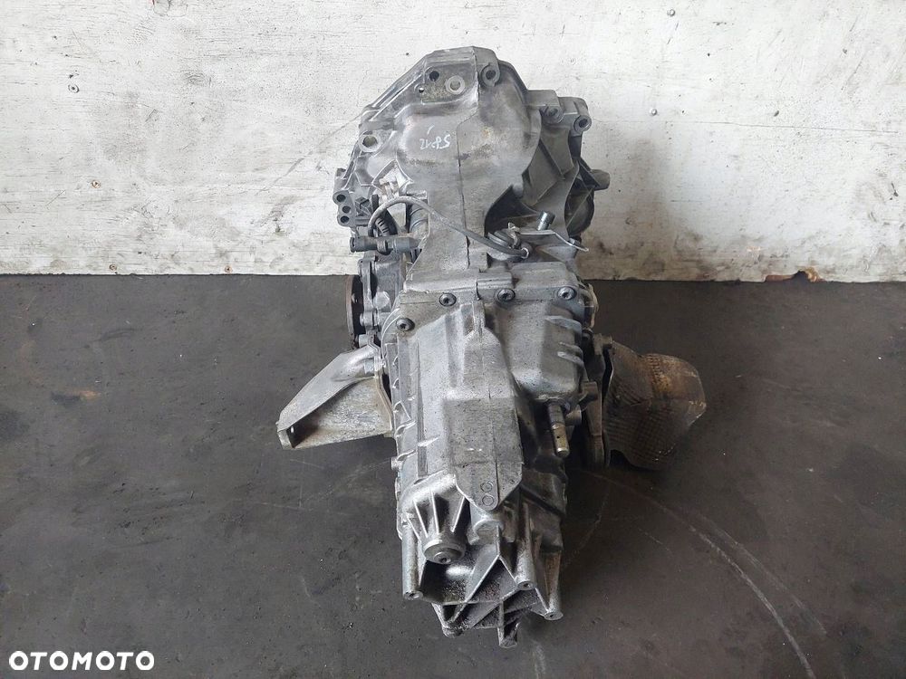 SKRZYNIA BIEGÓW VOLKSWAGEN PASSAT B5 FL EMV 2.0 8V - 3
