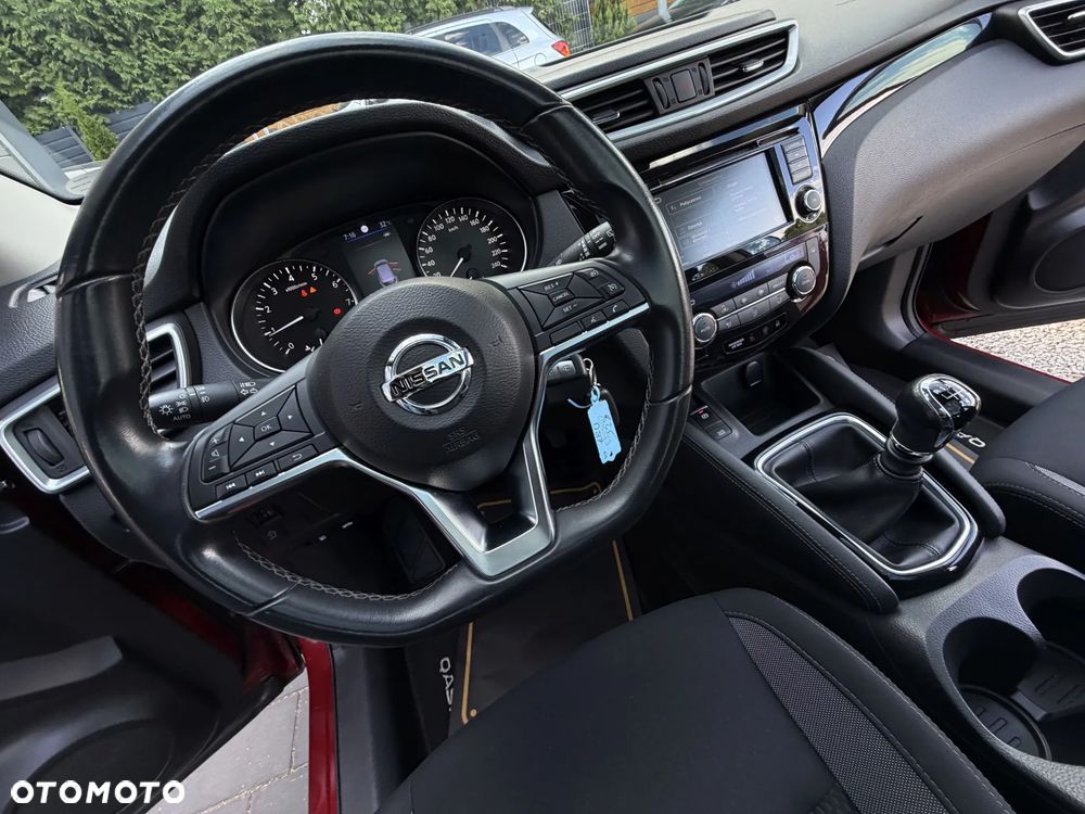 Nissan Qashqai 1.3 DIG-T N-Connecta - 27