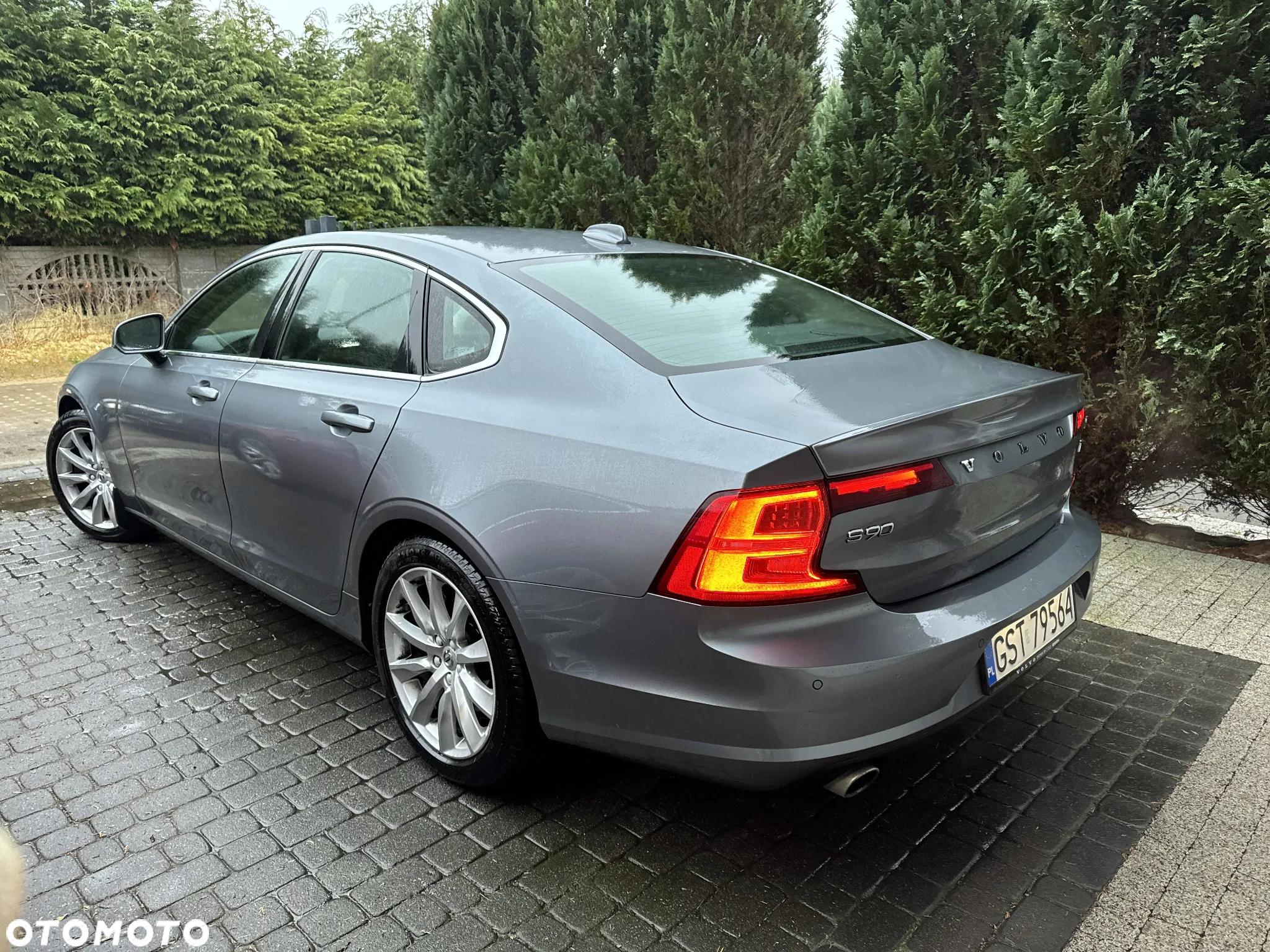 Volvo S90 T4 Momentum Pro - 3