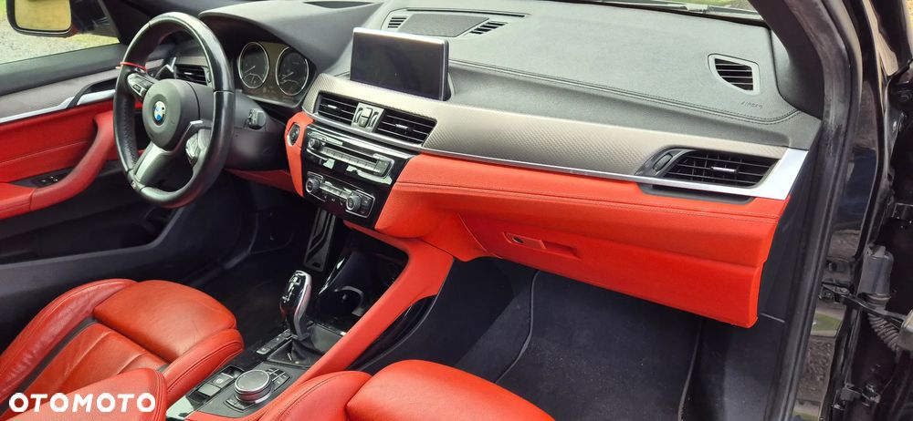 BMW X2 M35i Edition GoldPlay - 16