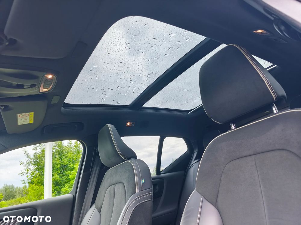 Volvo XC 40 B4 B R-Design - 28