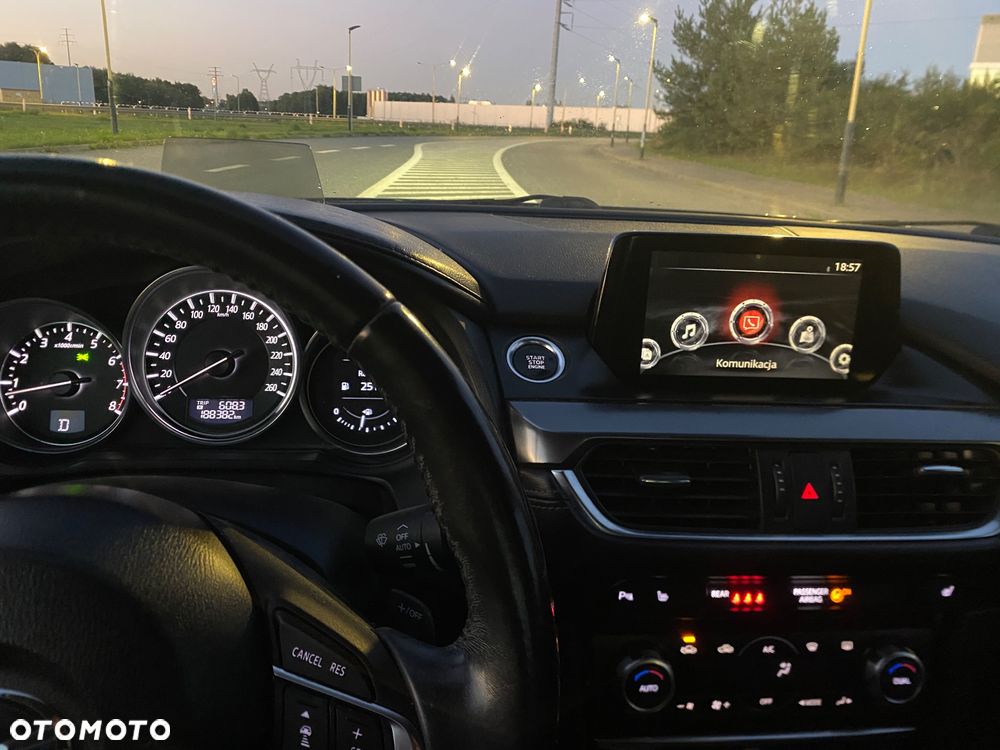 Mazda 6 2.5 Skypassion I-ELoop - 11