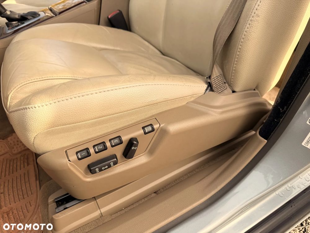 Volvo XC 90 3.2 AWD Executive - 11