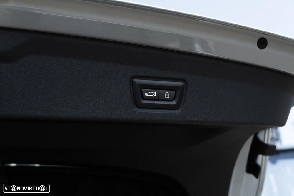 BMW i4 eDrive40 Pack Desportivo M - 59