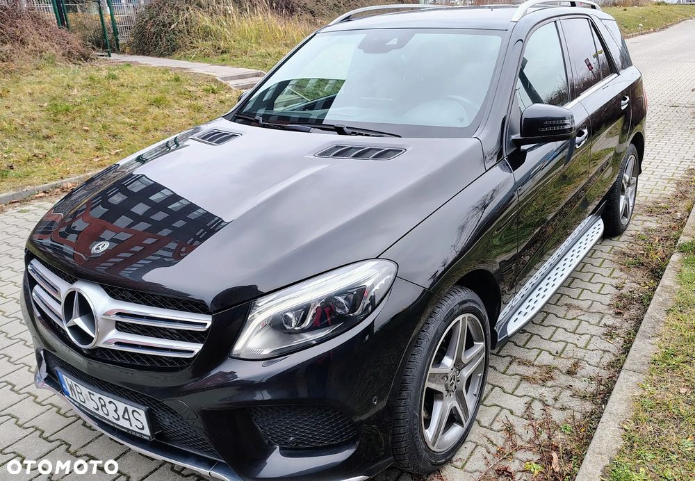 Mercedes-Benz GLE 350 d 4-Matic - 4
